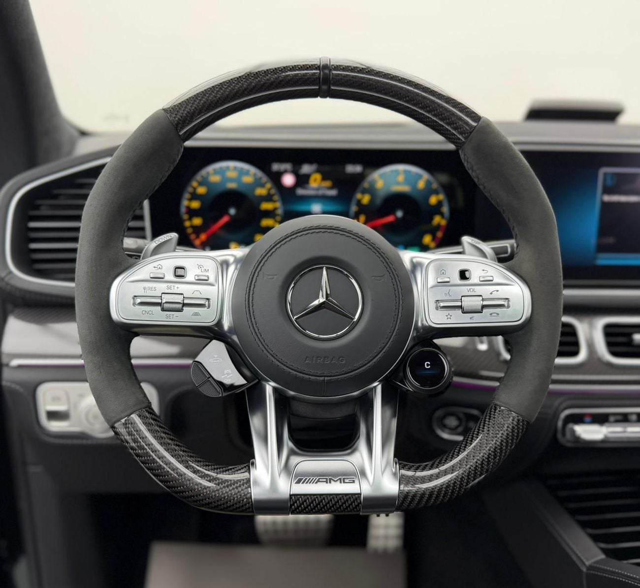 Mercedes Benz GLS63 AMG STANDARD