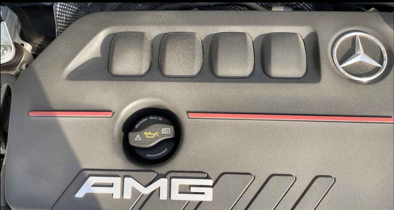 Mercedes-Benz A 35 AMG premium plus