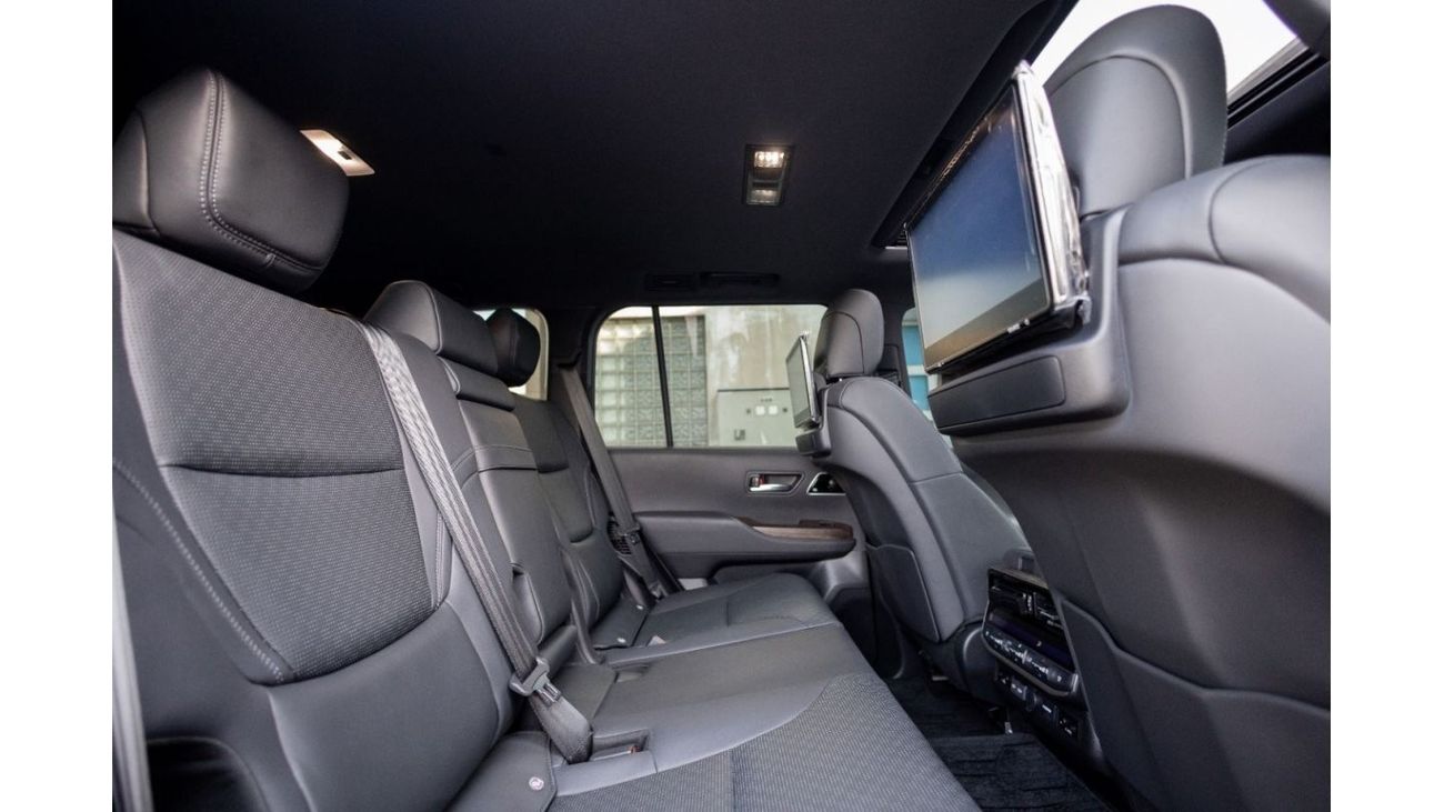 Toyota Land Cruiser Toyota Land Cruiser VXR 2024 GCC under Agency Warranty and Service Contract with Flexible Down-Payme