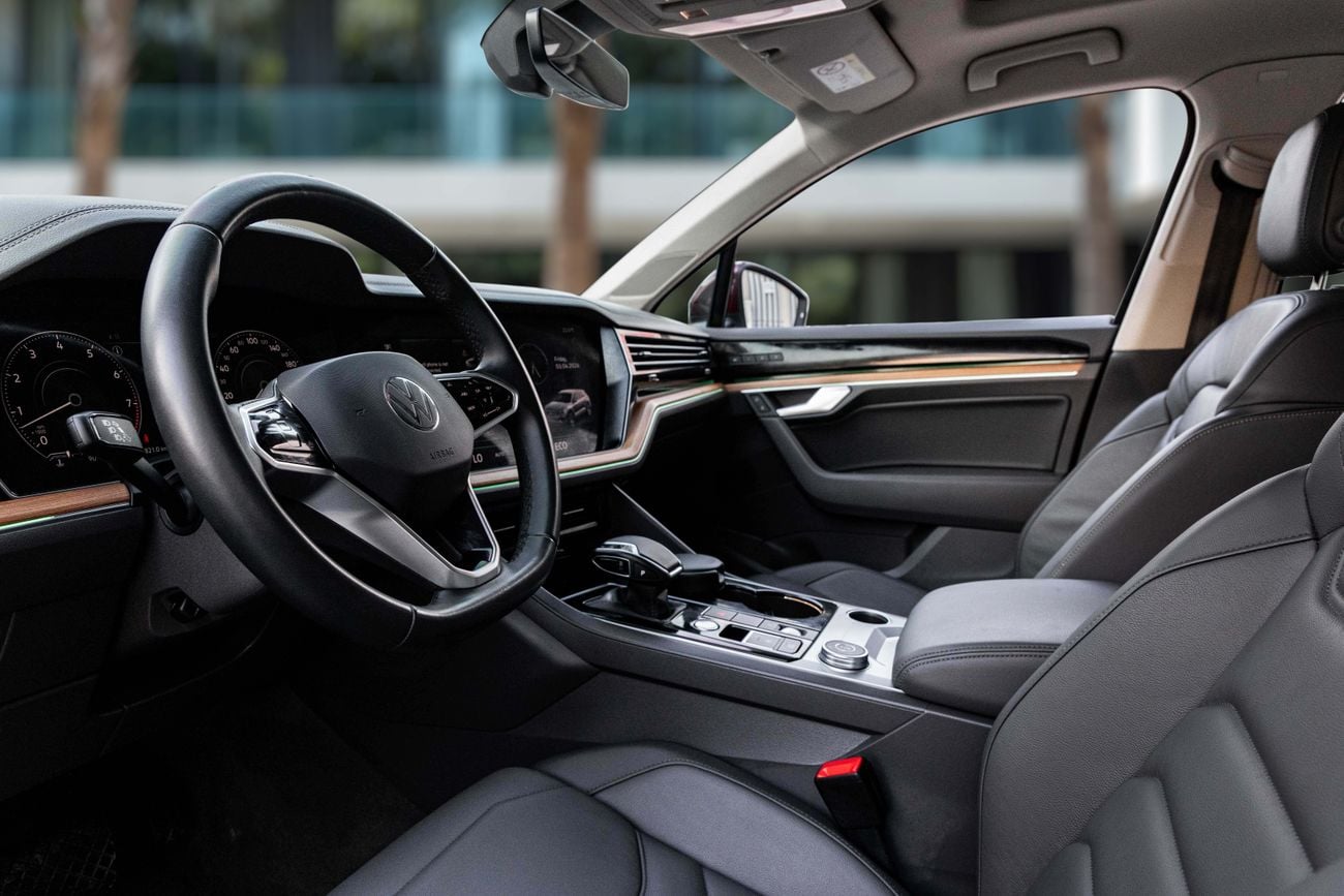 فولكس واجن طوارق Touareg Comfortline | 2,742 P.M | 0% Downpayment | Under Warranty!