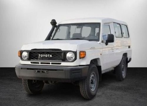 تويوتا لاند كروزر 70 3 أبواب	2.8 L | غيار عادي | ديزل