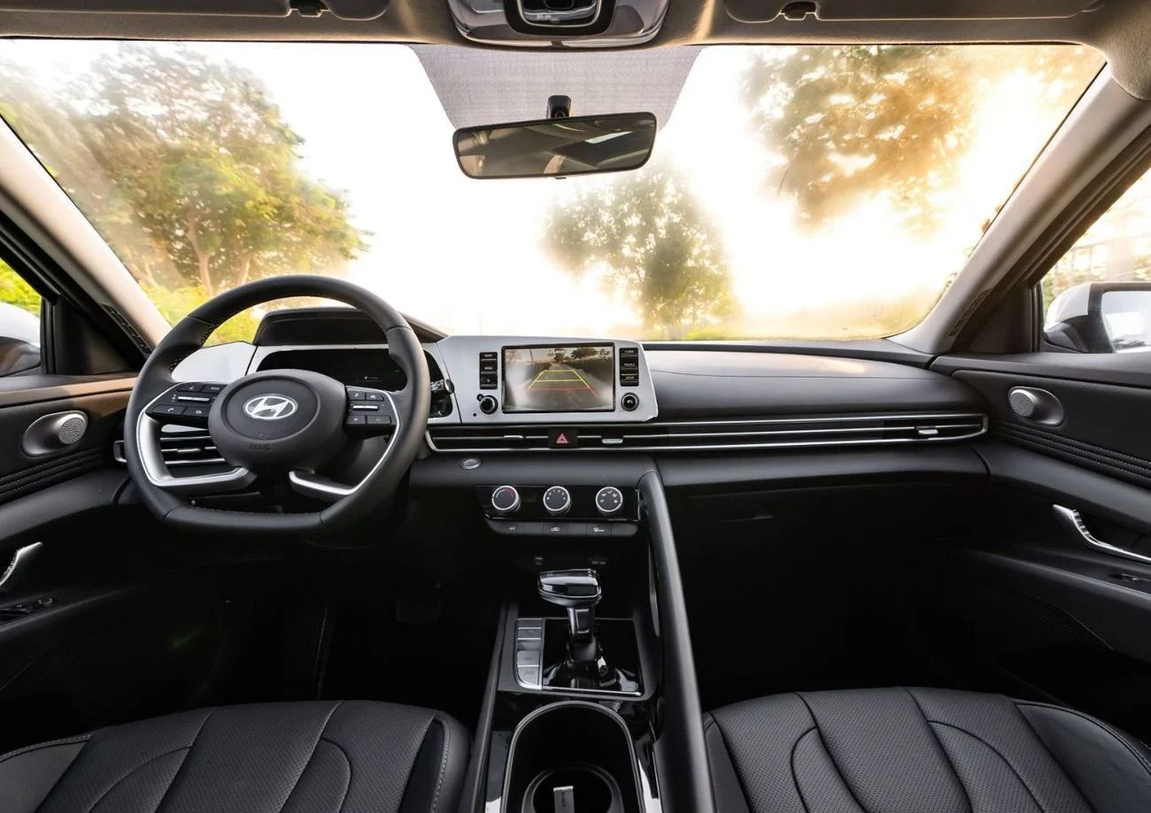 هيونداي إلانترا