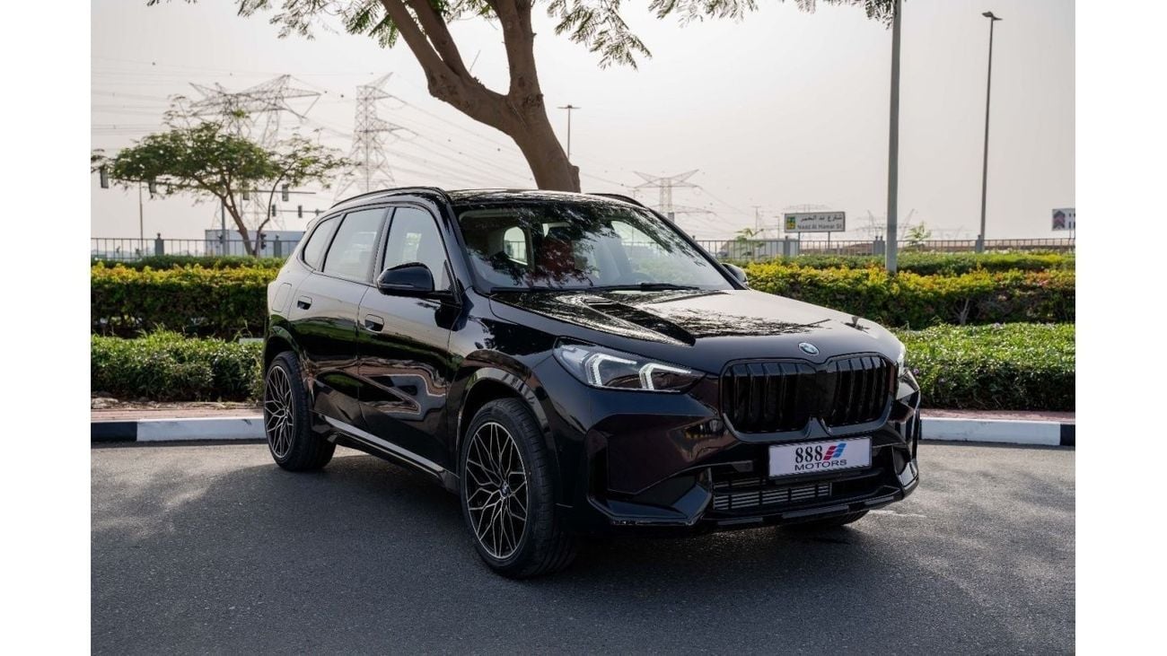 بي أم دبليو X1 2024 بي ام دبليو اكس 1 اس درايف 20 اي أسود نايت بكج