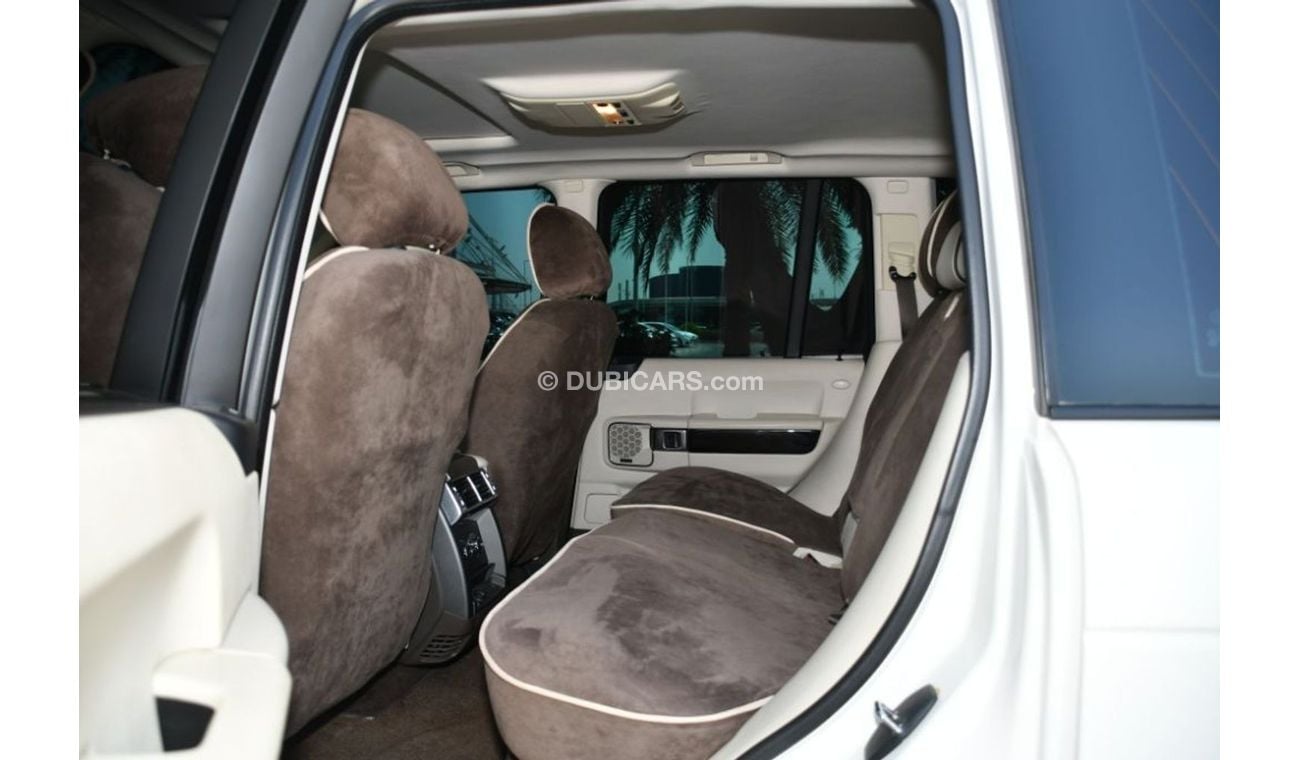 لاند روفر رينج روفر 2010 - V8 - GCC SPECS - GOOD CONDITION