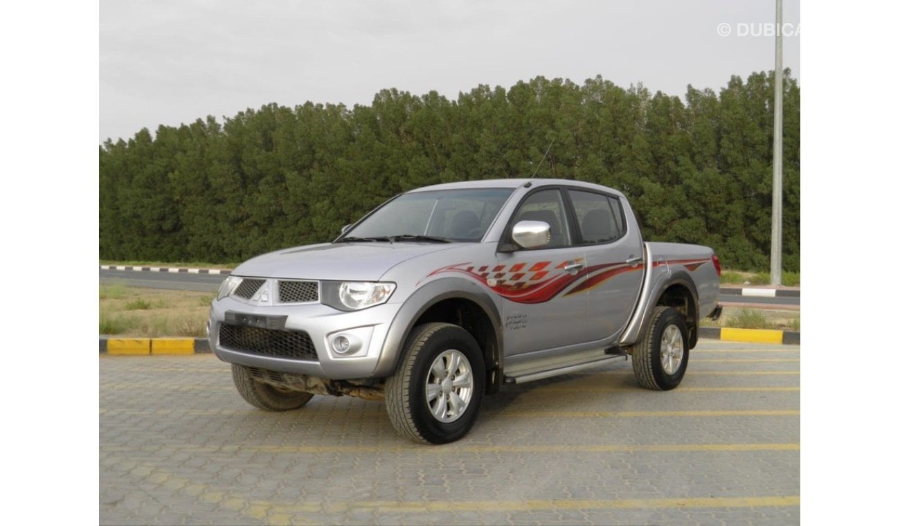 ميتسوبيشي L200 2012 4X4 ديزل جير اوتوماتيك Ref#177