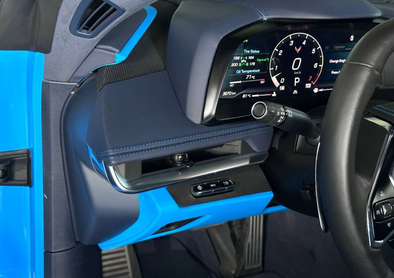 شيفروليه كورفت 3LT 6.2L (490 HP) Convertible