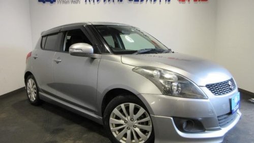 Suzuki Swift ZC72S