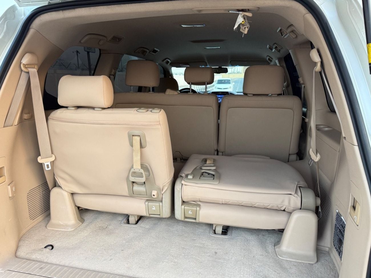 Toyota Land Cruiser GXR 4.0L (271 HP) AWD 2013 GXR 4.0L 4WD FACELIFTED 2025 WITH EXTERIOR GCC IN EXCELLENT CONDITION