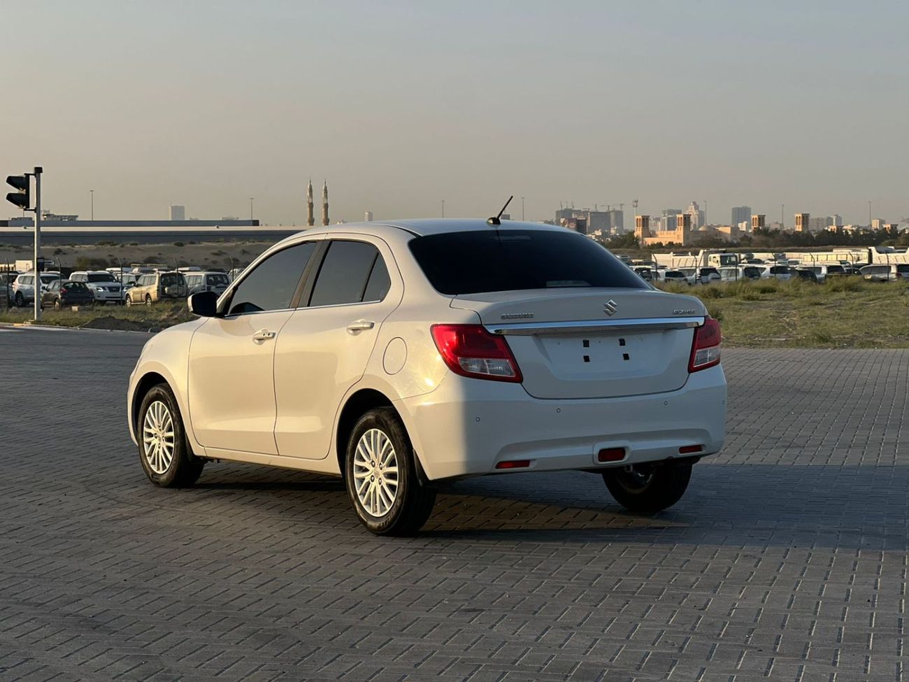 سوزوكي دزاير GL 1.2L