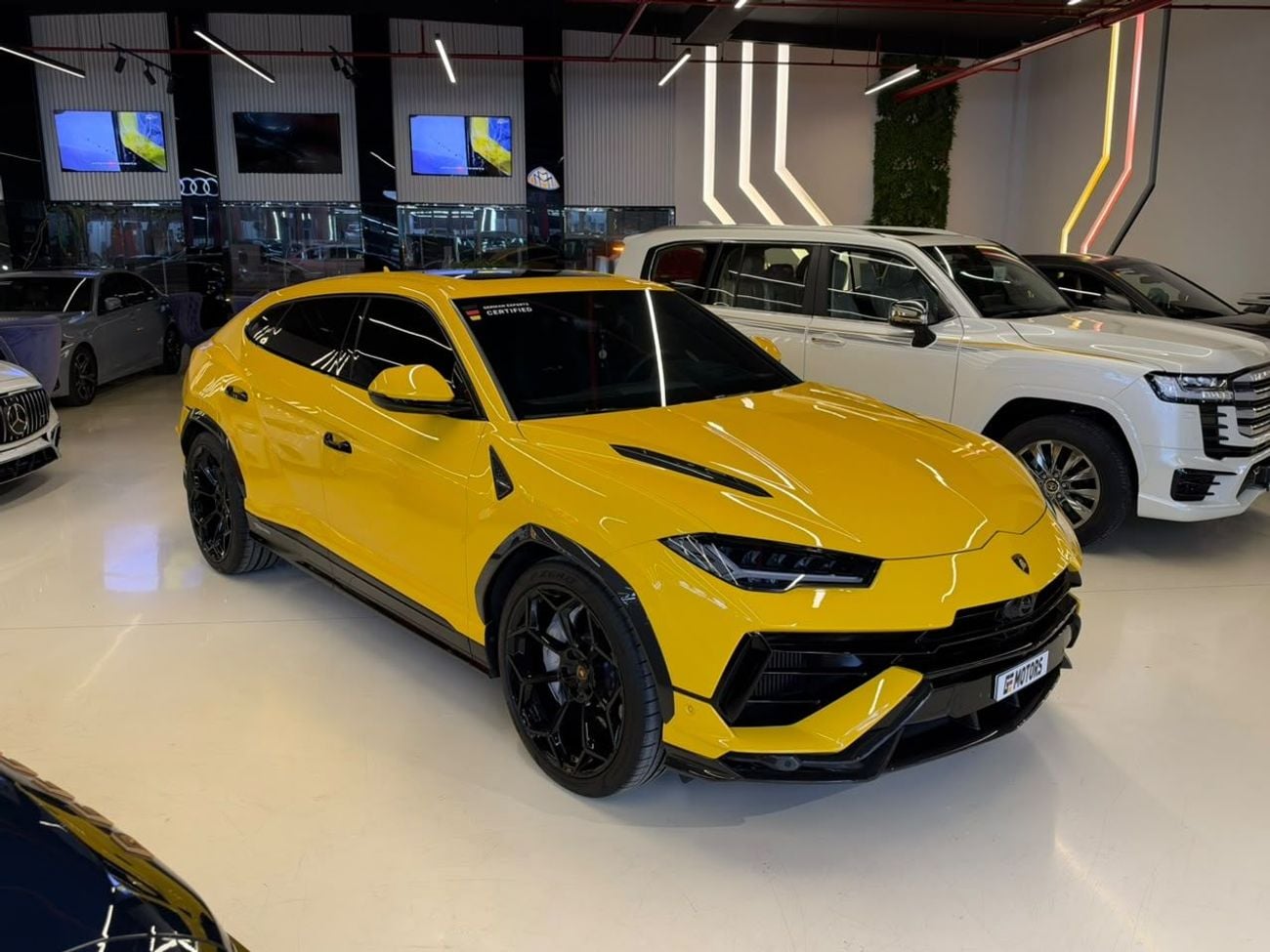 لامبورغيني اوروس PERFORMANTE لامبورغيني أوروس بيرفورمانس 2025 - ضمان كامل لمدة سنتين - بحالة جديدة تماماً