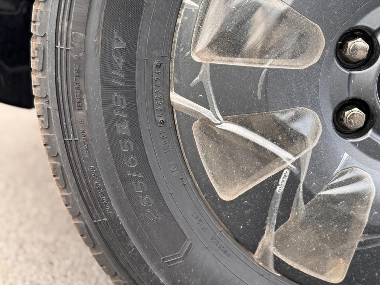 Toyota Prado 2.4L 4WD PETROL AUTOMATIC TRANSMISSION ( FOR RE-EXPORT ONLY )