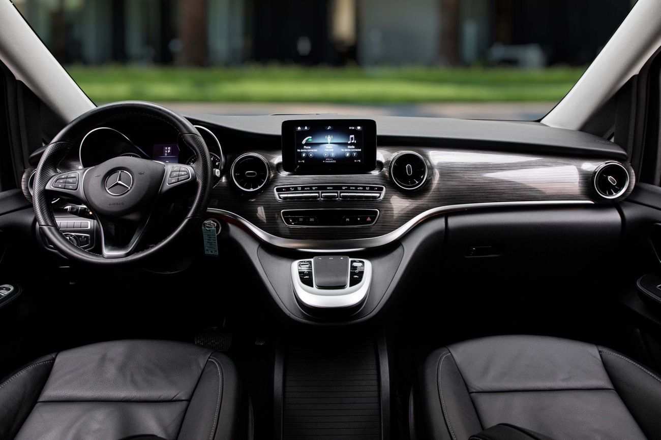 مرسيدس بنز V 250 V 250 | 3,878 P.M | 0% Downpayment | 7 Seats!