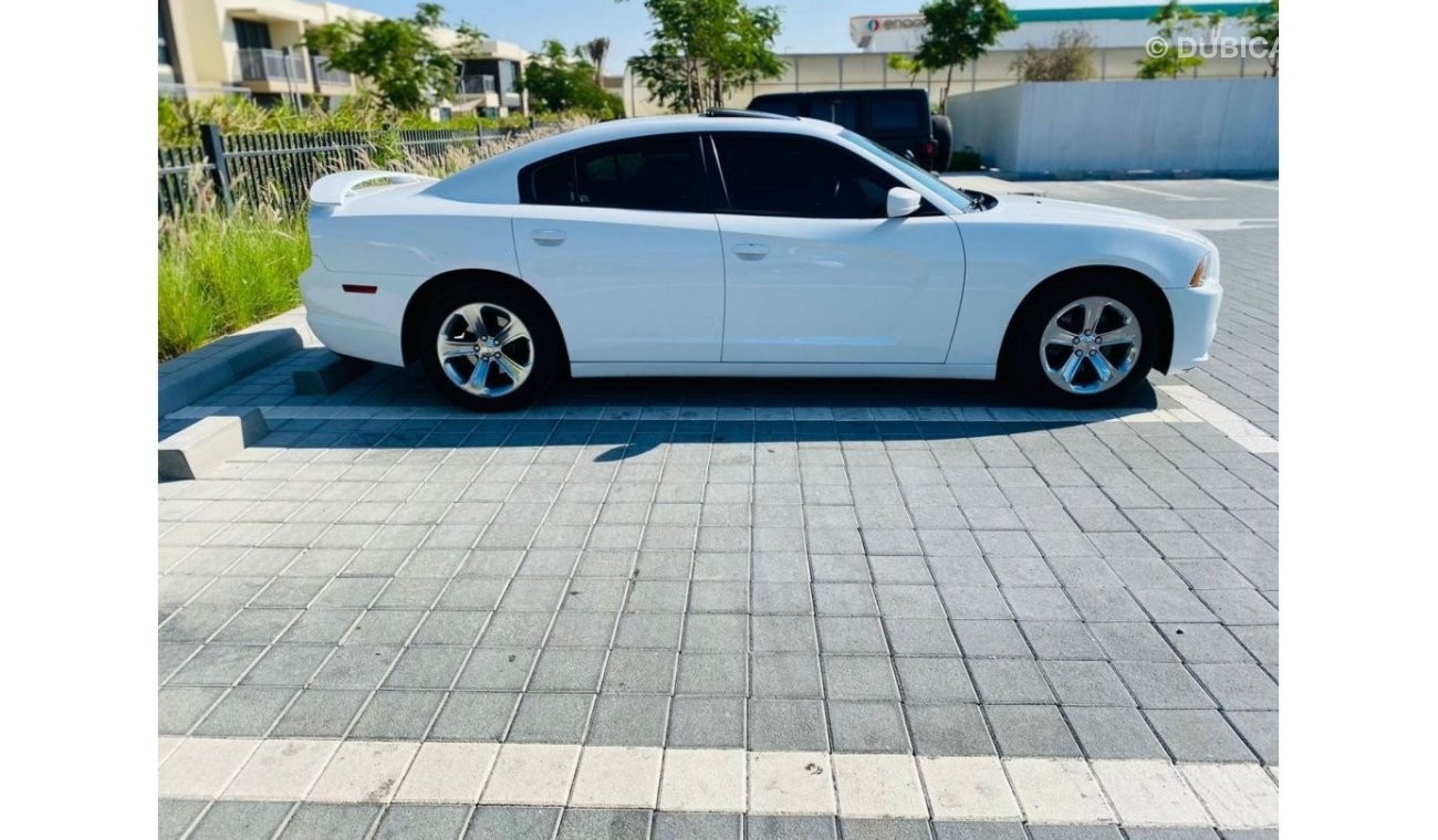 دودج تشارجر SXT 2014 || GCC || Full Option || Very Well Maintained