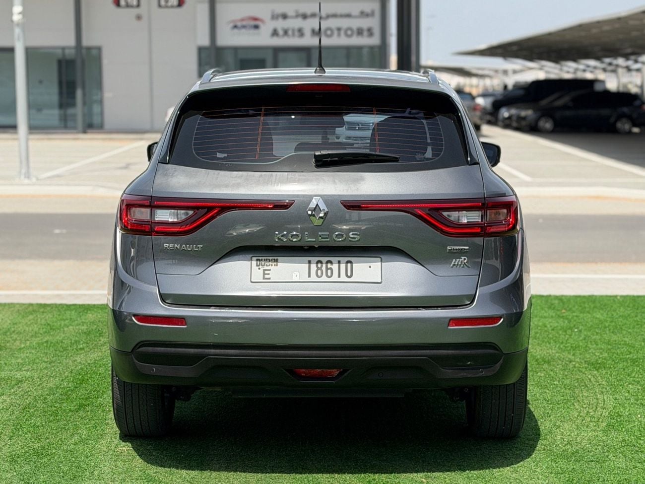 Renault Koleos 2.5L LE (4WD) Renault Koleos 4WD Full Option / GCC / 2018 / Free Accident