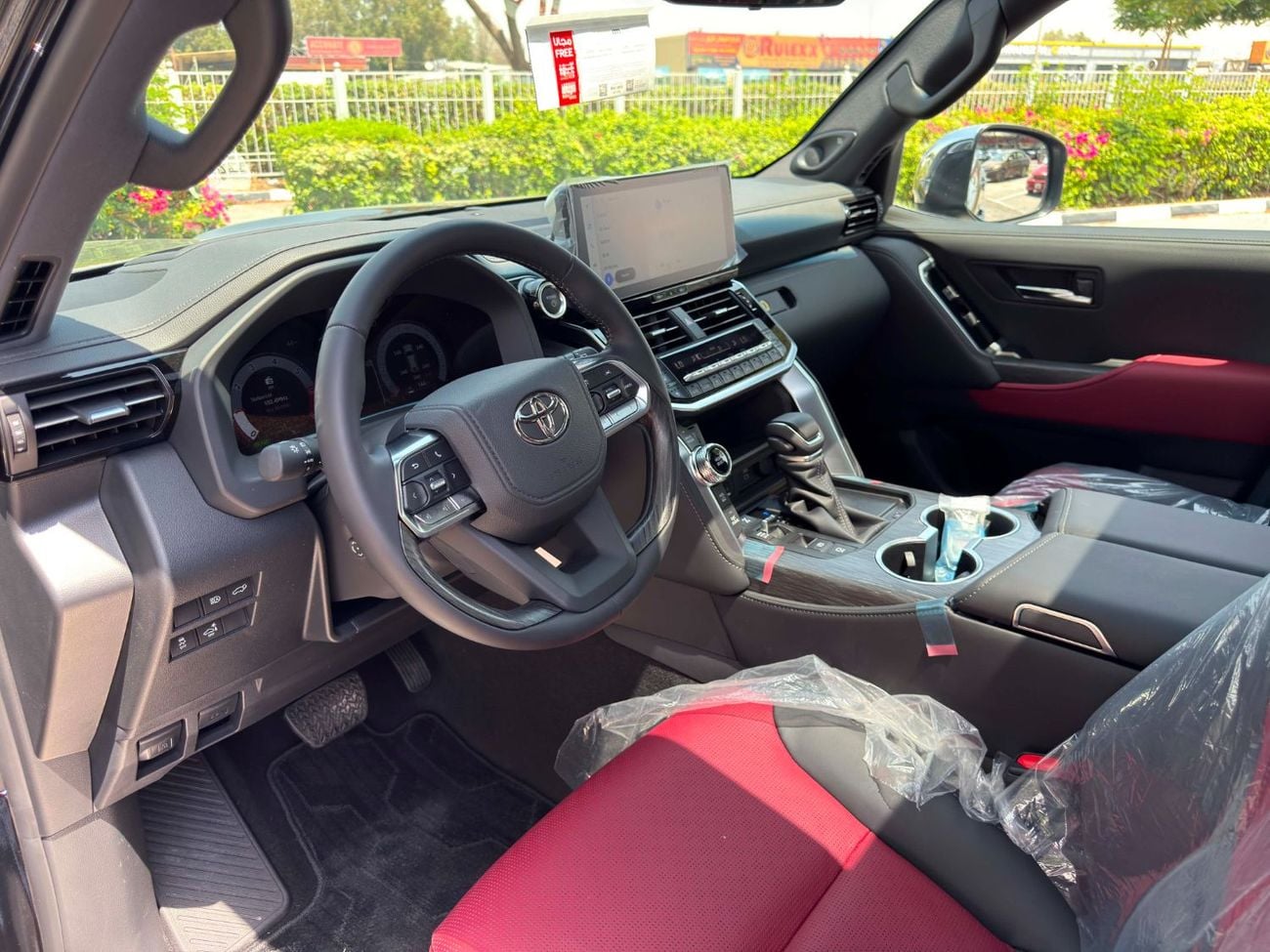 تويوتا لاند كروزر VXR VXR