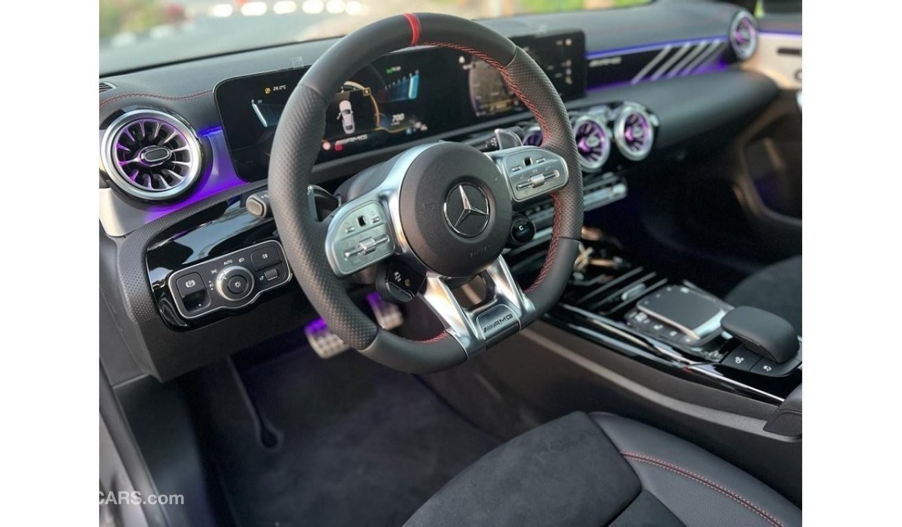 مرسيدس بنز CLA 45 AMG MERCEDES BENZ CLA 35 AMG 2023 ZERO KM NIGHT PACKAGE