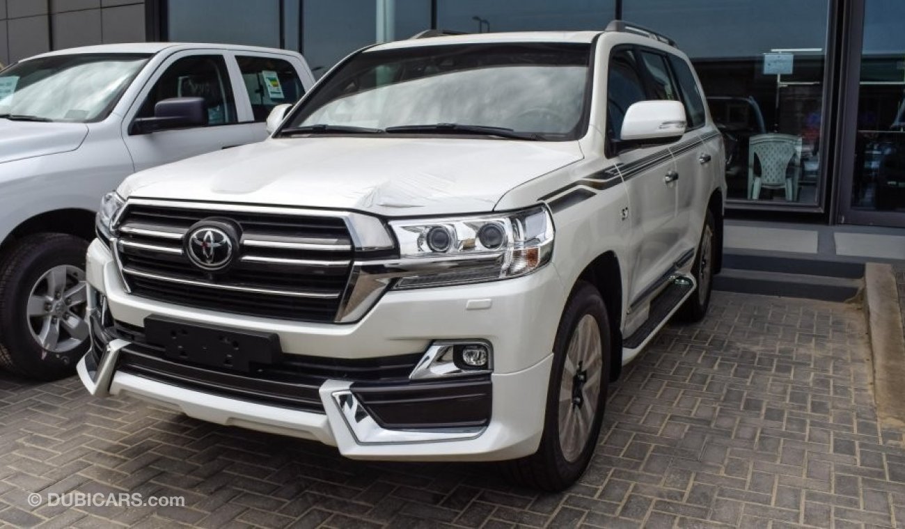 Toyota Land Cruiser VXS V8 5.7 GRANS S