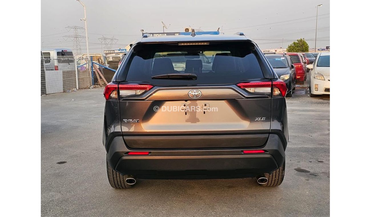 تويوتا راف ٤ 2020 Toyota Rav4 XLE 2.5L V4 / Export Only