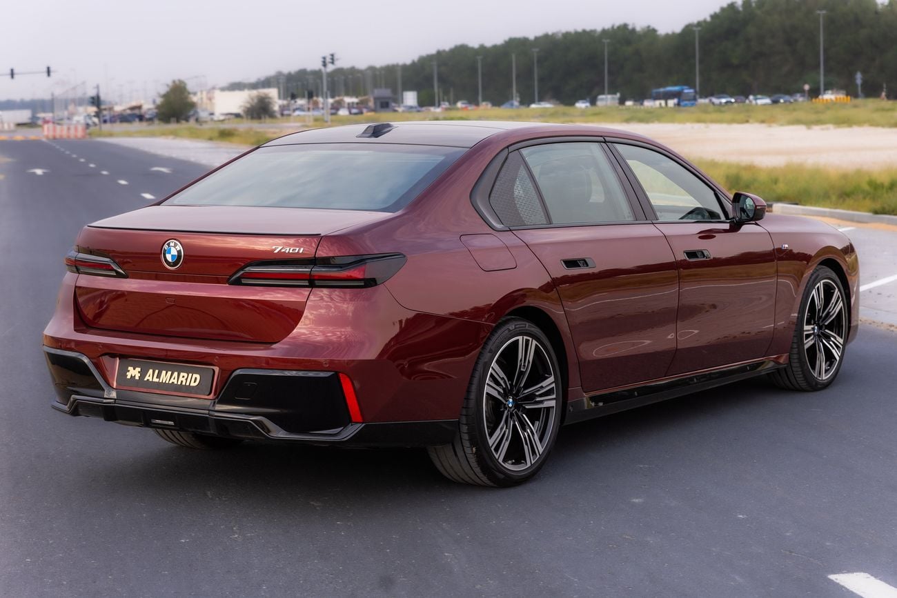 BMW 740i BMW 740i M Sport Individual – 2026 | GCC | Only 2,050 KM | 2 Years Warranty | AED 449,000