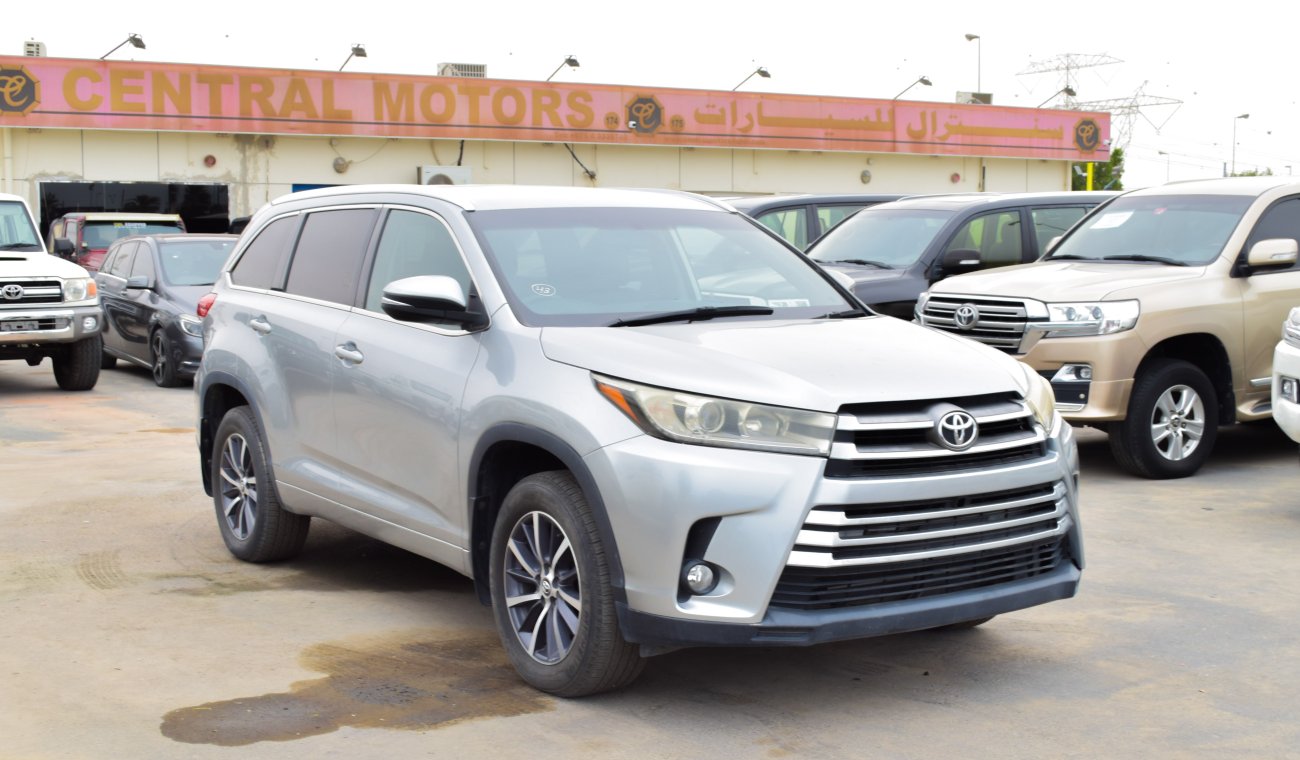 Used Toyota Highlander 2018 for sale in Dubai 467049