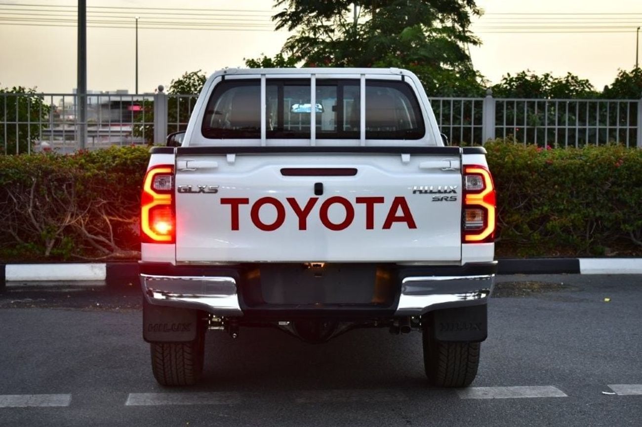 Toyota Hilux GLXS-V 2.7L PETROL 4WD AT