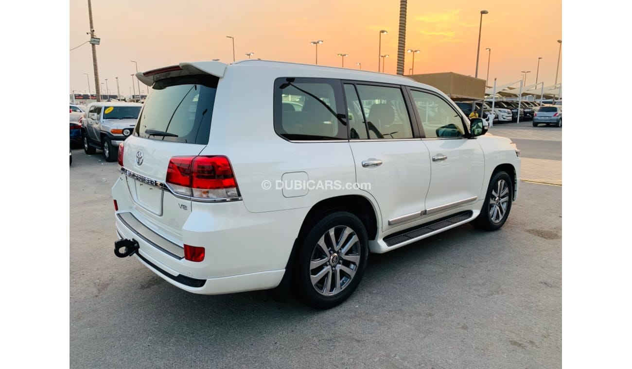 Toyota Land Cruiser VXR