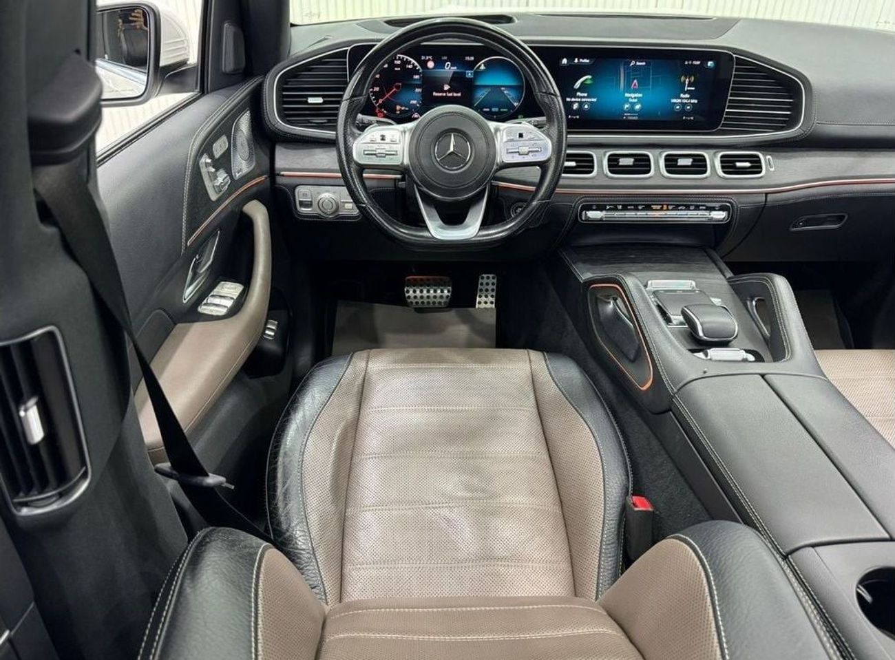 مرسيدس بنز GLS 450 AMG 4MATIC 2019 Mercedes Benz GLS450 AMG 4MATIC, Warranty, Full Mercedes Service History, Full Optio