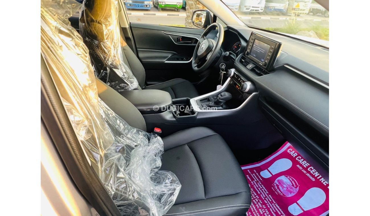 Toyota RAV4 LE 2021 Rav4 very good car