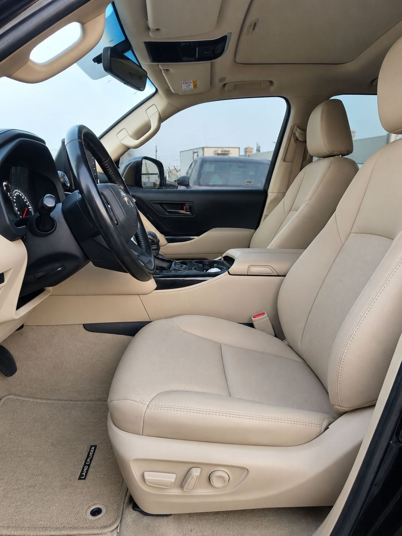 Toyota Land Cruiser GXR (Export)