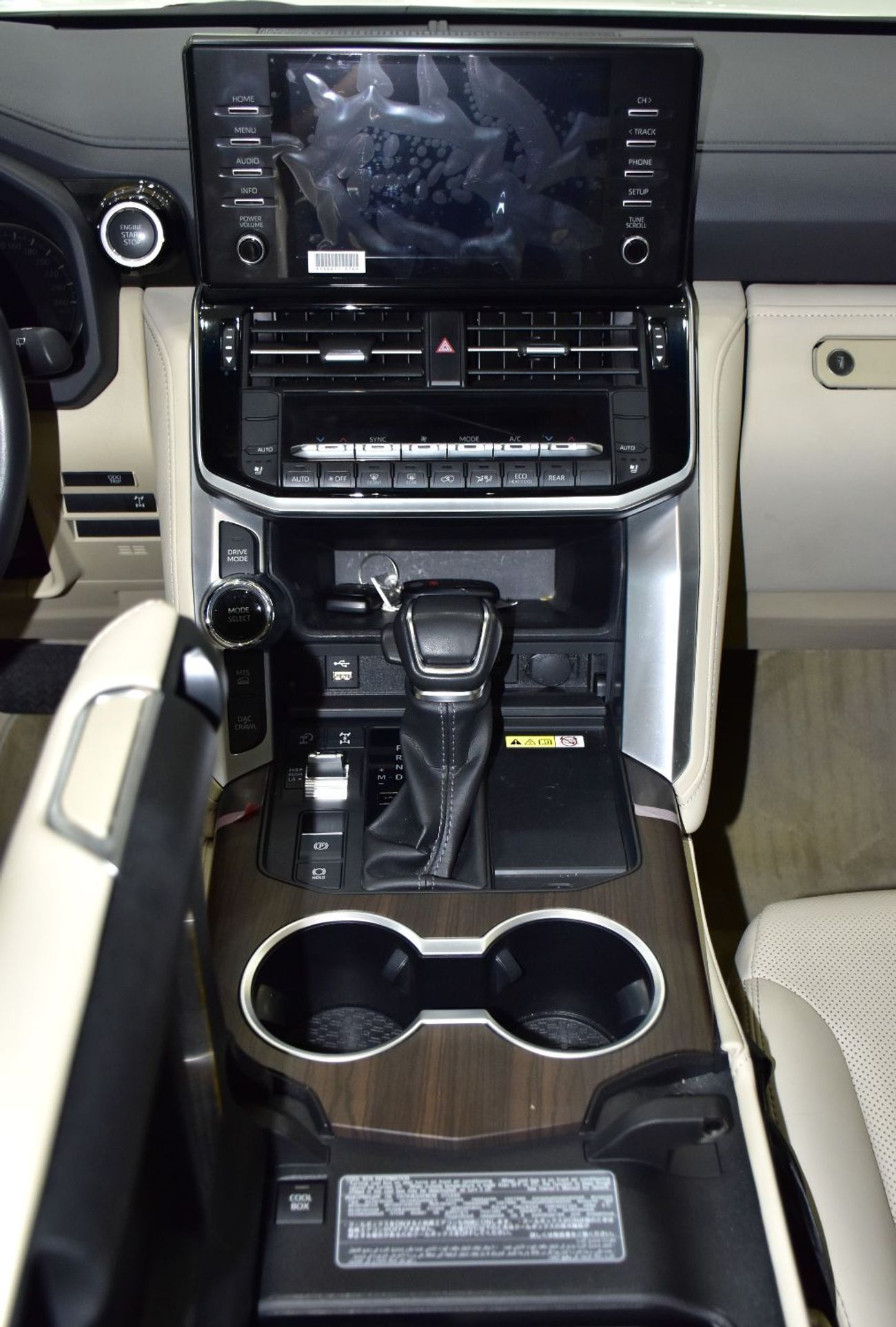 Toyota Land Cruiser EXCELLENT DEAL for our Toyota Land Cruiser GXR ( 2022 Model ) in White Color GCC Specs