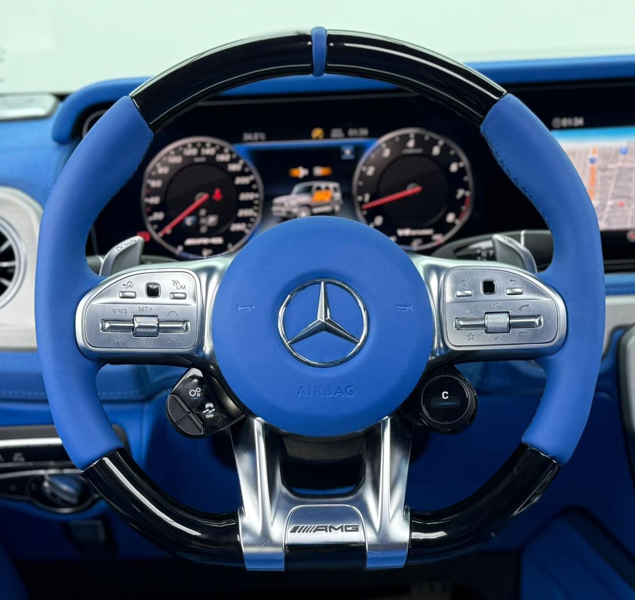 مرسيدس بنز G 63 AMG 4MATIC SUV 2022 Mercedes Benz G63 AMG Double Night Package, Warranty, Full Service History, Low Km, 