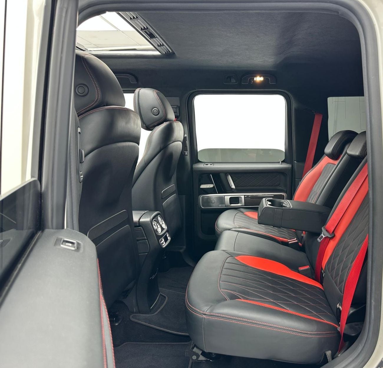 Mercedes Benz G63 AMG EDITION 1 2019 Mercedes Benz G63 AMG Edition 1, Jan/2028 Warranty, Excellent Condition