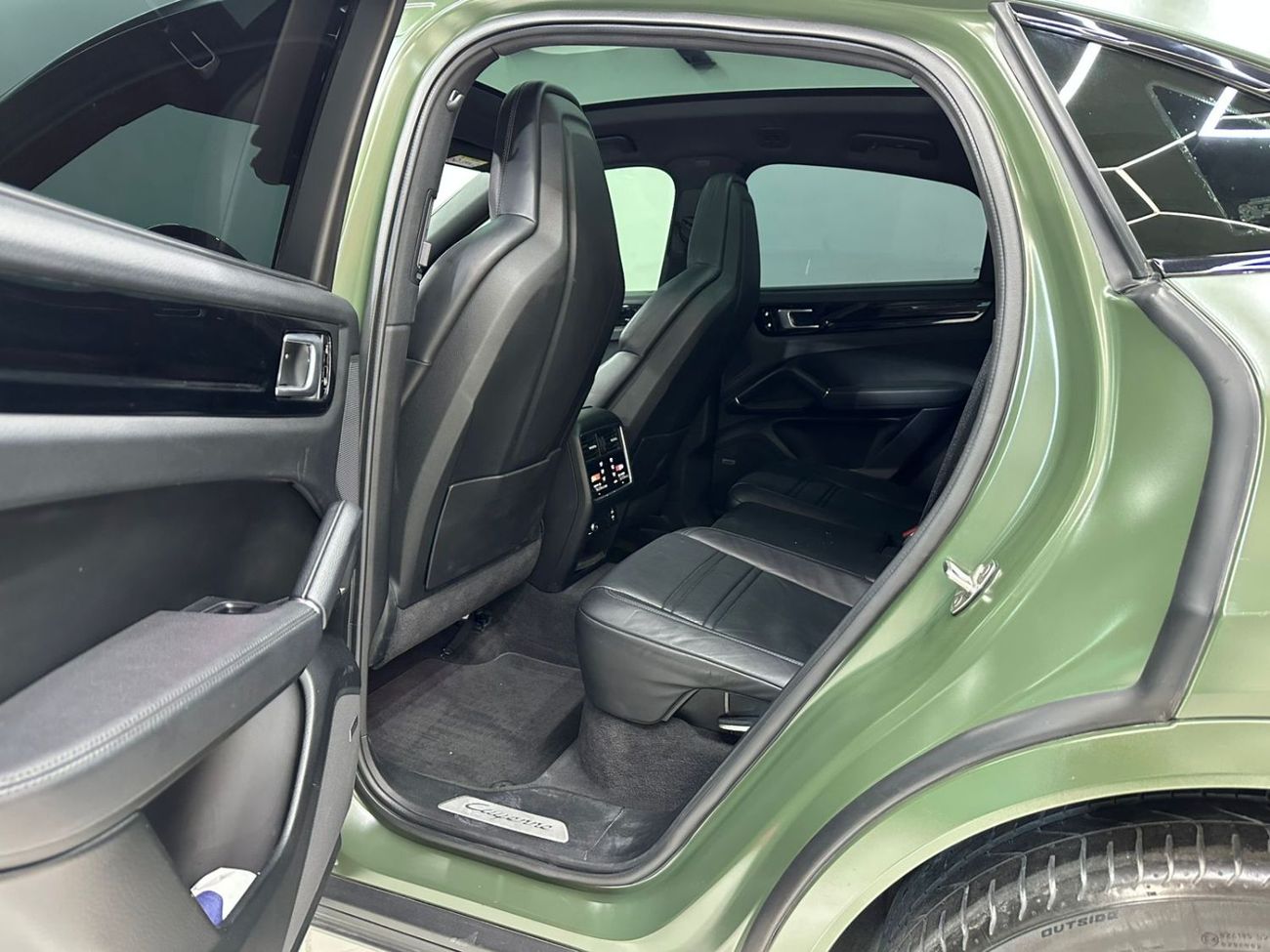 بورش كايان Base Coupe