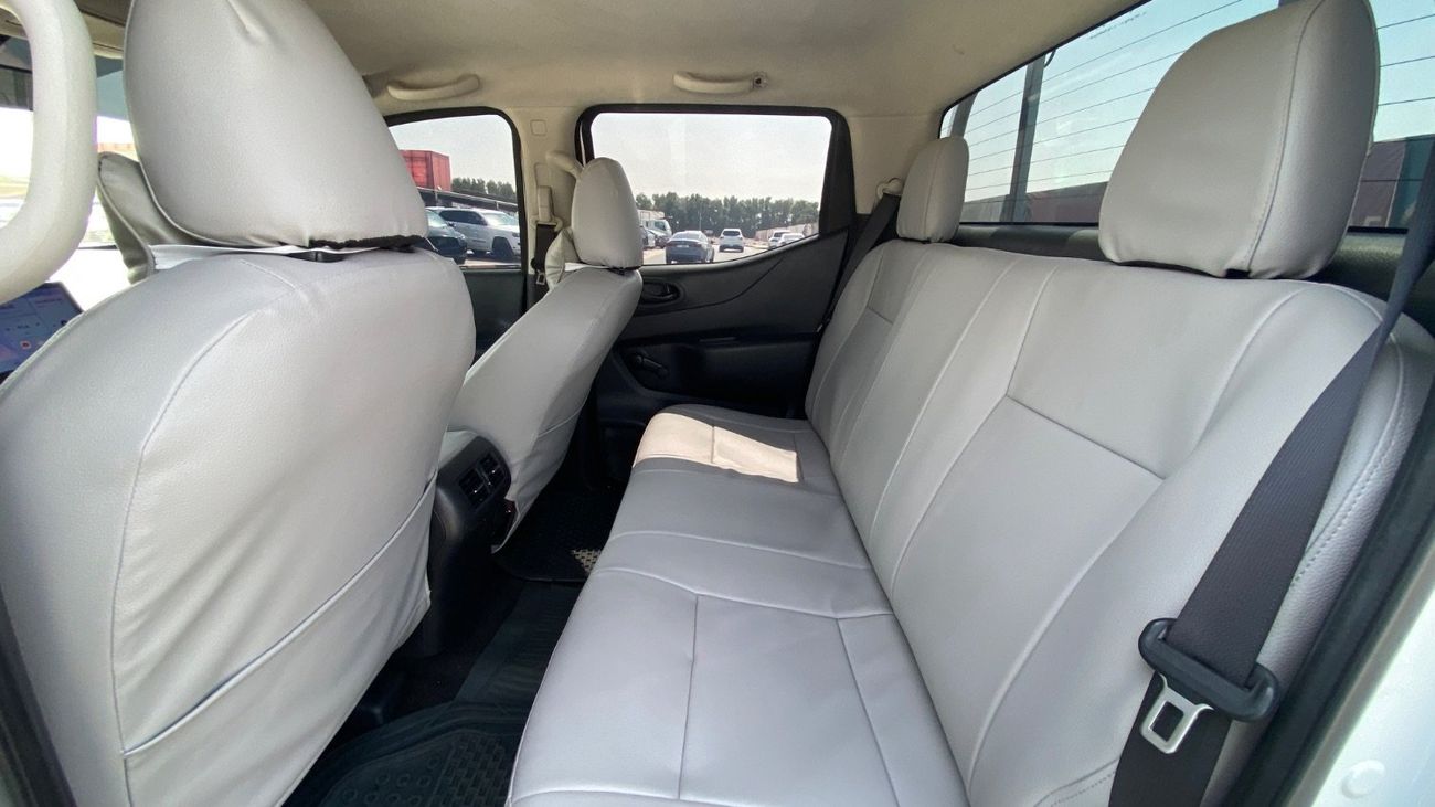 Nissan Navara G 2.5L 4WD A/T
