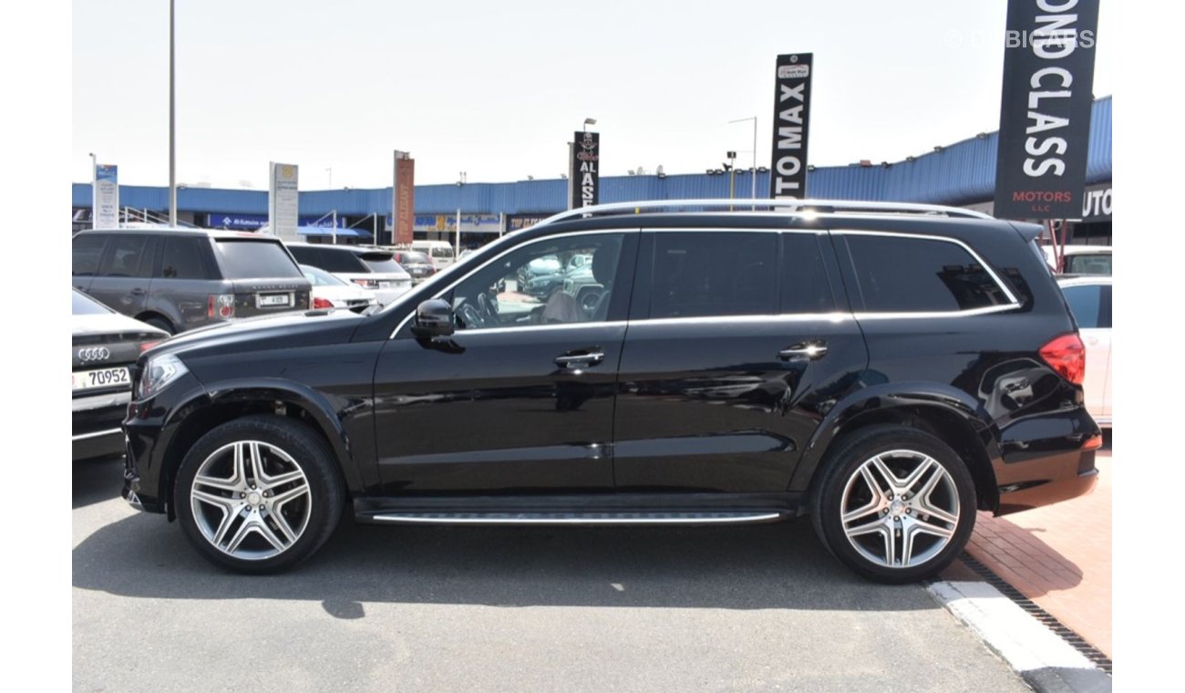 Mercedes-Benz GL 500 Mercedes Benz GL500 gcc