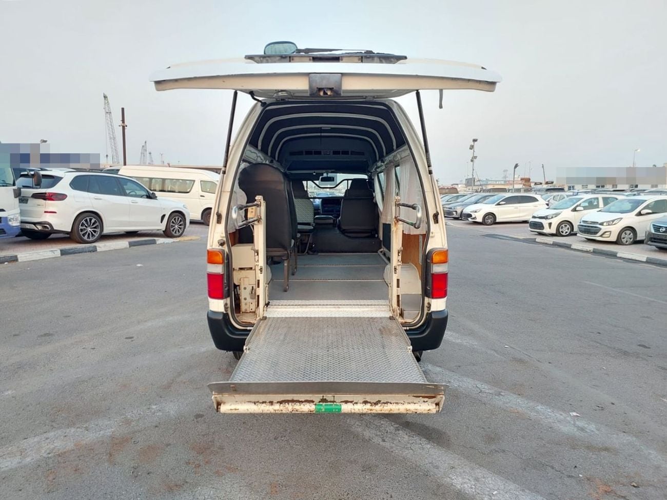 Toyota Hiace 2000 TOYOTA HIACE VAN RHD DIESEL AUTOMATIC (PM00733)