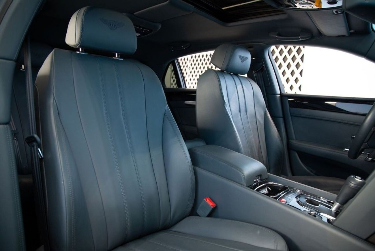 Bentley Flying Spur Bentley Flying Spur V8