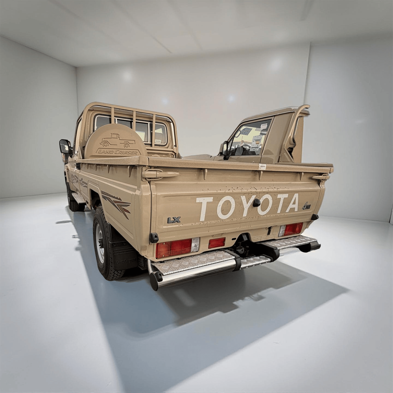 تويوتا لاند كروزر بيك آب Single Cab Std 4.0L