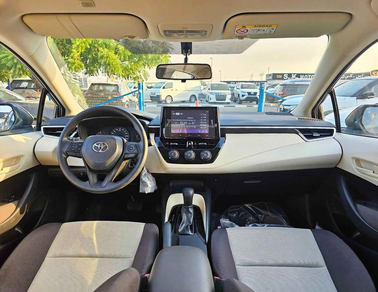 Toyota Corolla XLI / 1.6L V4 PETROL / DVD / REAR A/C (CODE # XLI E)