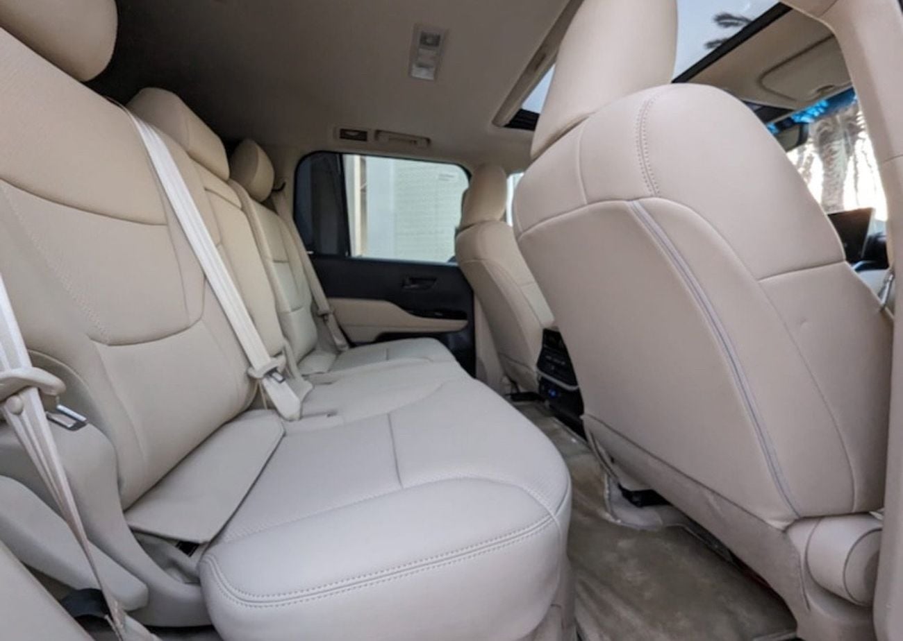تويوتا لاند كروزر GXR 2023 DIESEL TWIN TURBO GCC IN EXCELLENT CONDITION