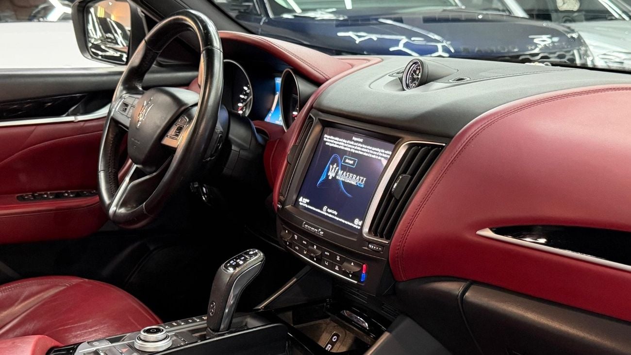 مازيراتي ليفونت S 3.0L (430 HP)