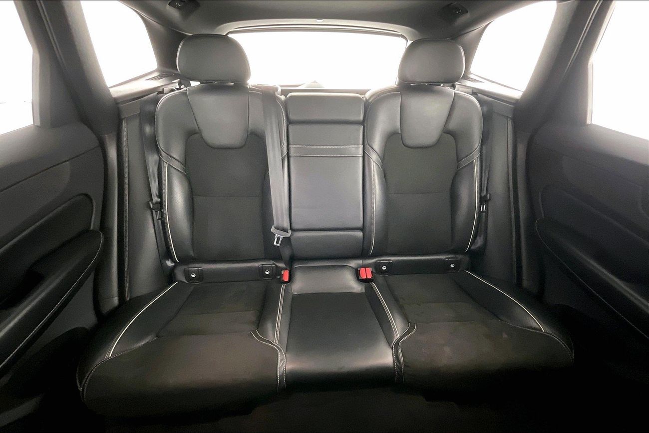 Volvo XC60 T5 R Design | Guaranteed Warranty | 0 Down Payment