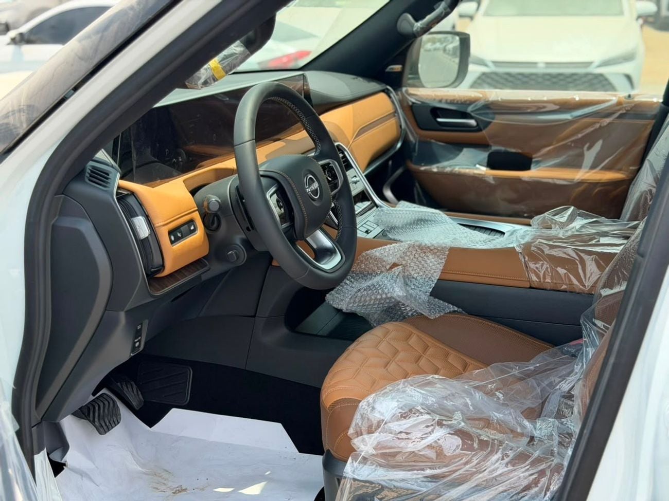نيسان باترول LE PLATINUM CITY Nissan Patrol 3.5 platinum LE Full option black Roof 2026