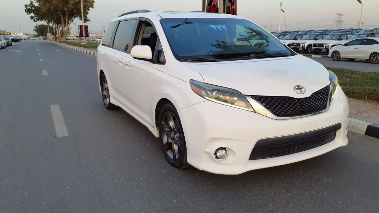 Toyota Sienna Toyota Sienna 2016 – 3.5L V6 | Petrol | Automatic | American Specs