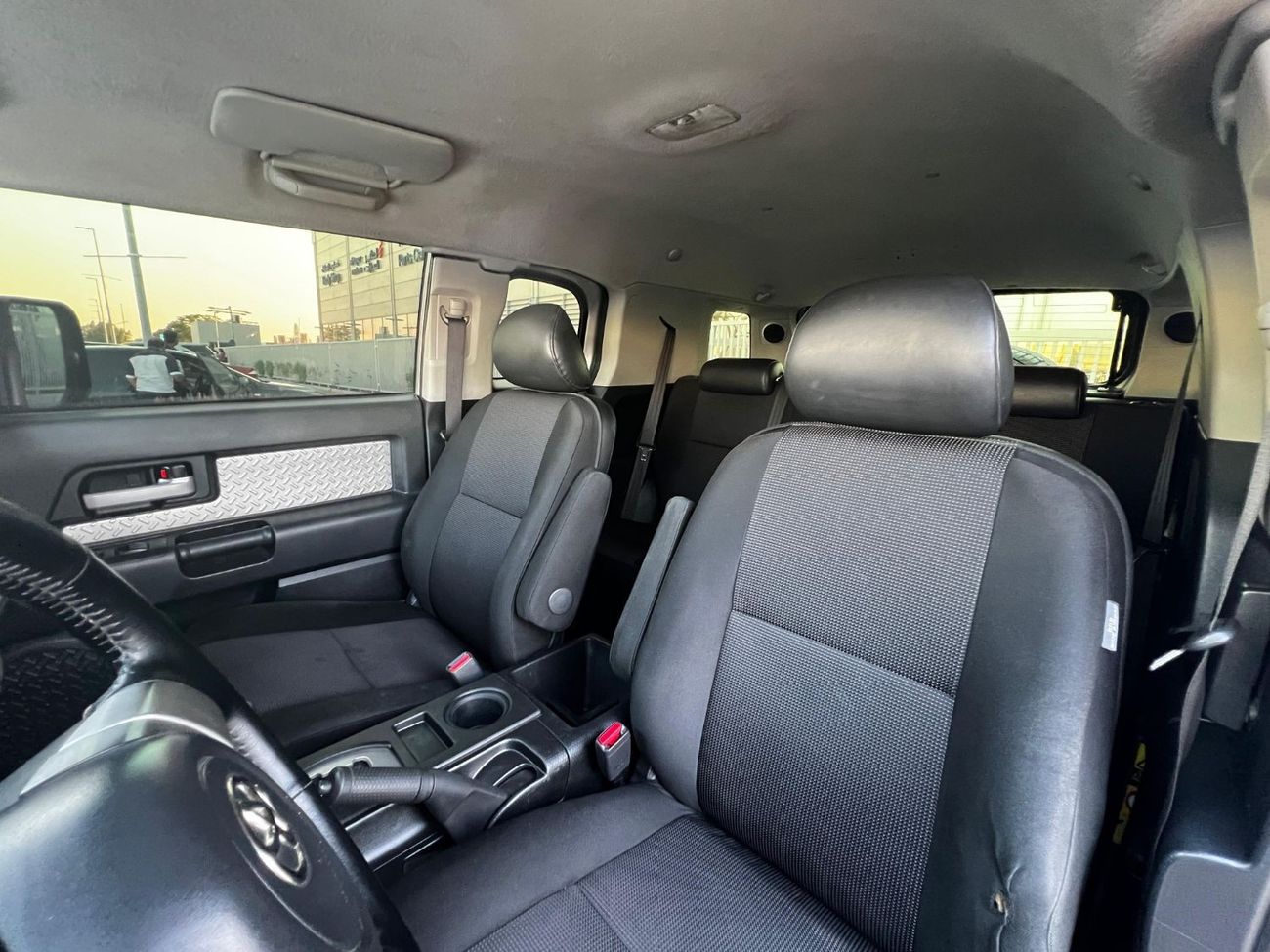 تويوتا إف جي كروزر TOYOTA FJ 2008 GCC GOOD CONDITION INSIDE OUT SIDE