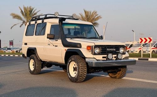Toyota Land Cruiser 70 HARDTOP | ROOF RACK  | 4.2L MANUAL DIESEL ENGINE | 4 X 4 | AIR SNORKEL
