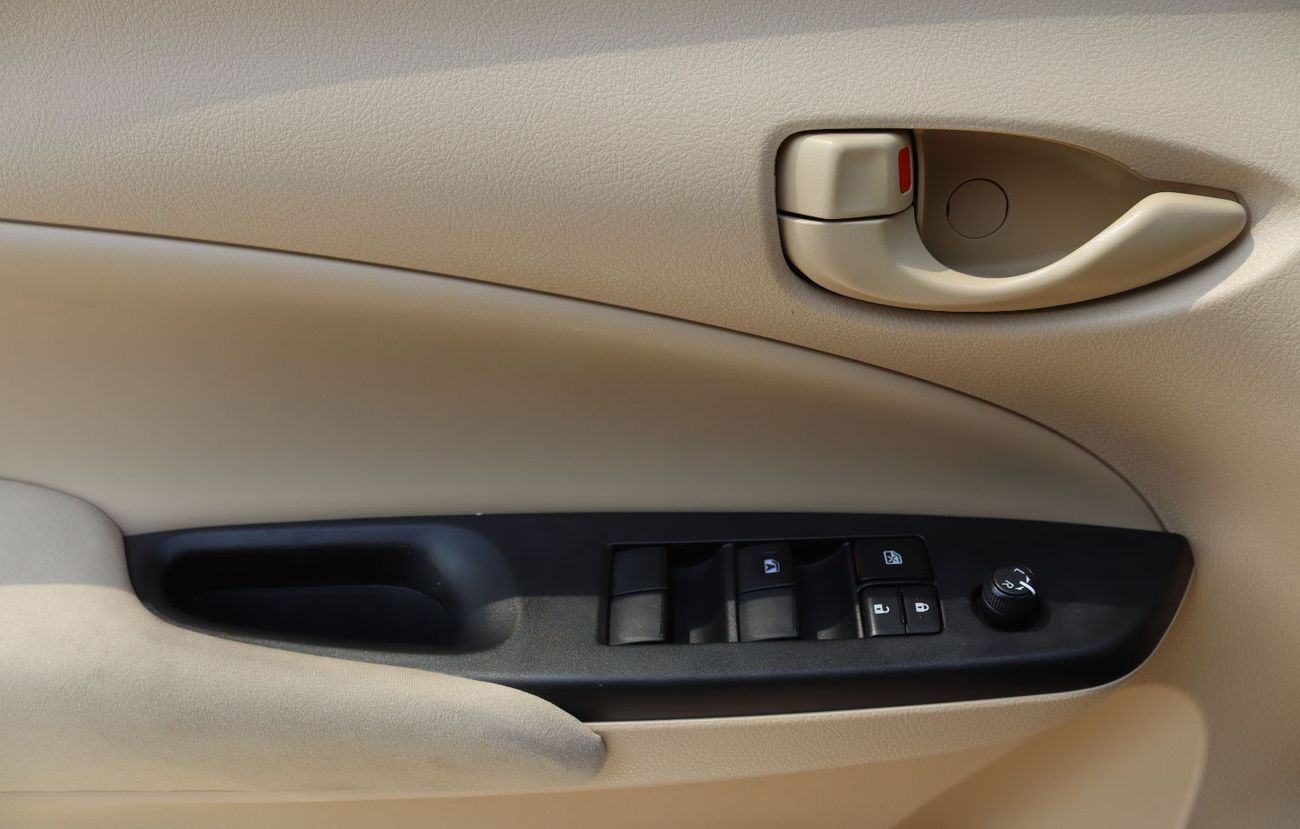 Toyota Yaris 1.5L E Toyota Yaris 2022 GCC in excellent condition, 79,000 km,1.6L, price 38,000 dirhams