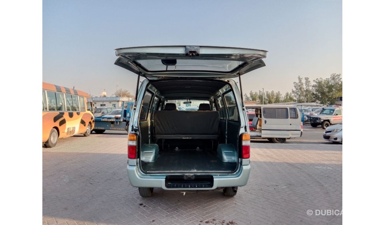 تويوتا هاياس TOYOTA HIACE VAN RIGHT HAND DRIVE (PM1653)