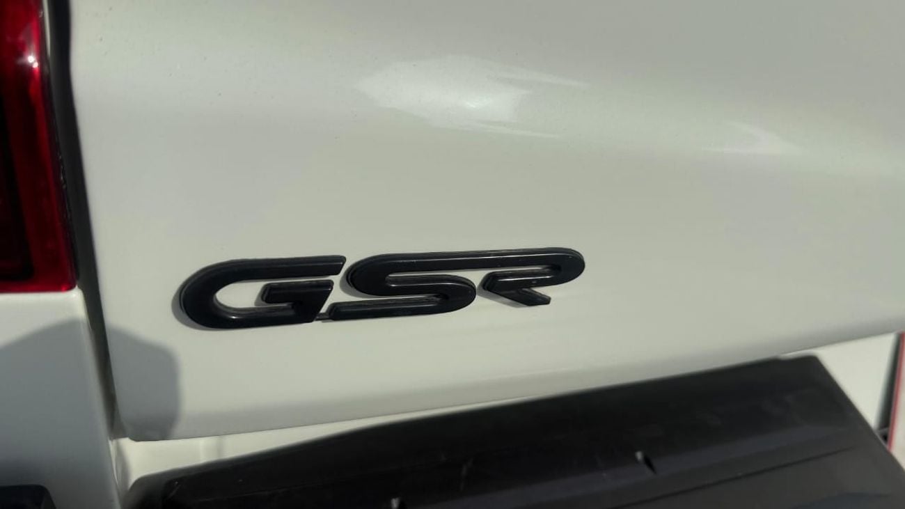 ميتسوبيشي تريتون DIESEL 2,4 LITER ,RIGHT HAND DRIVE ,2023 MODEL ,WHITE COLOR ,AUTOMATIC GEAR