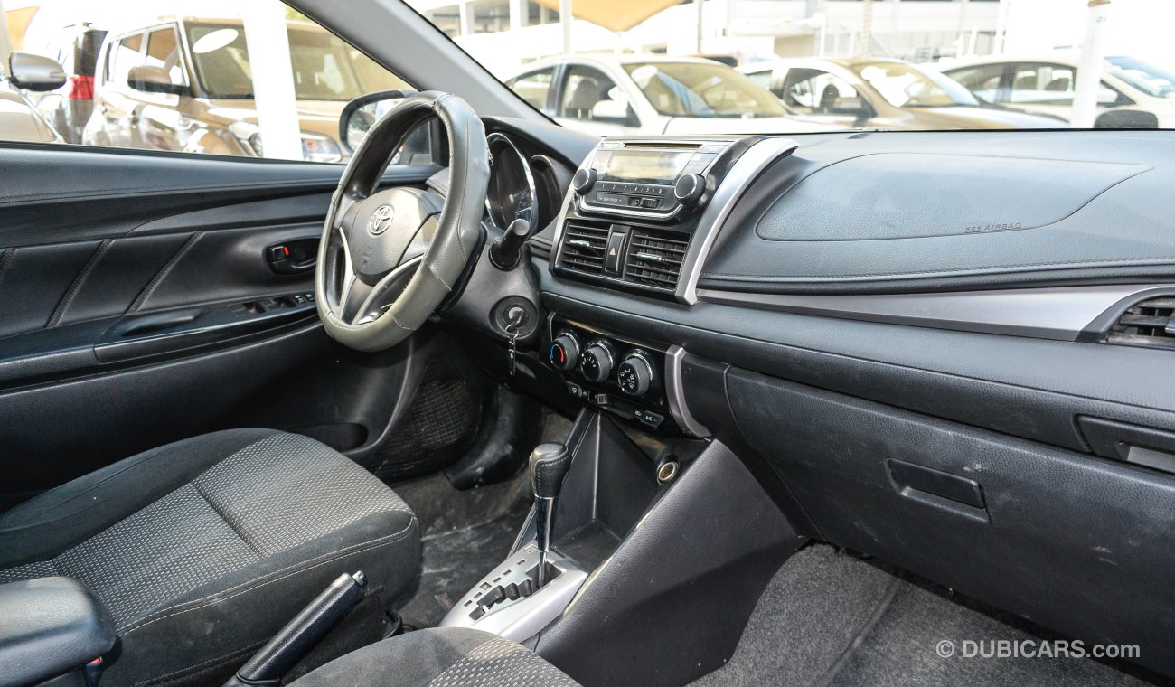 Toyota Yaris SE 1.5